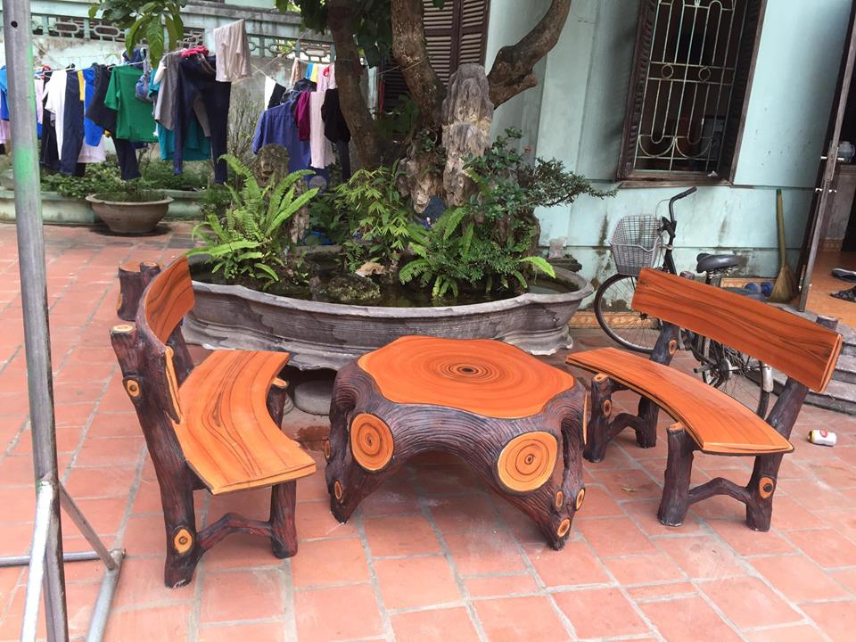 Top 3 mẫu bàn ghế đá giả gỗ bán chạy nhất 1