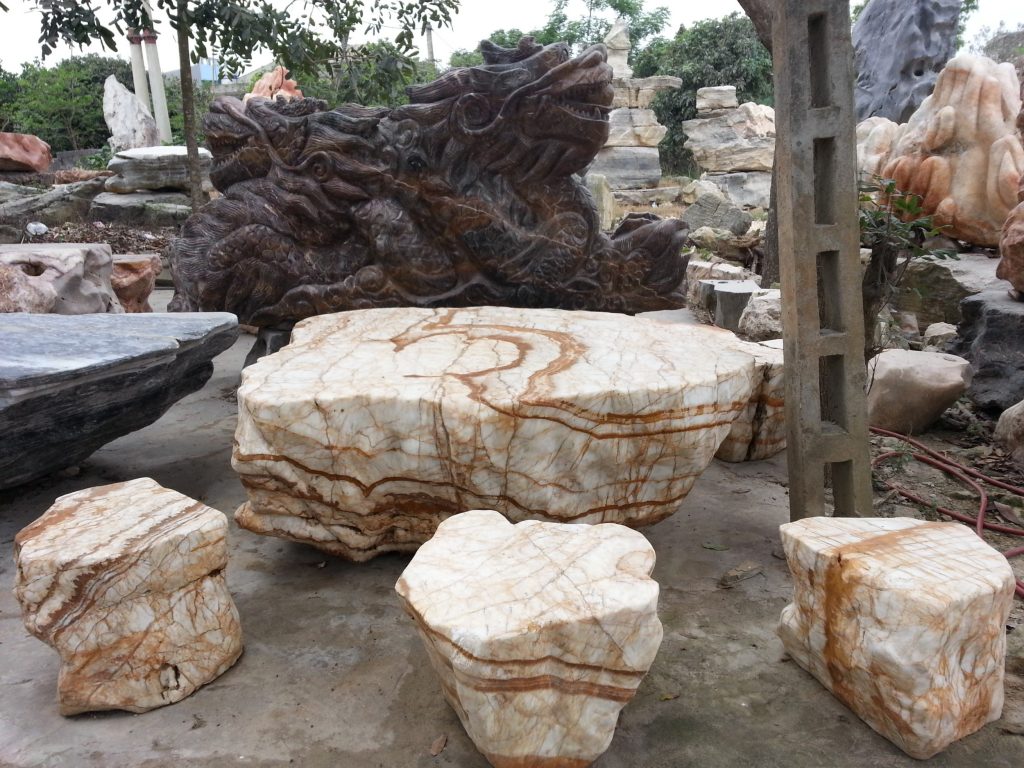 bộ bàn ghế đá tự nhiên 2