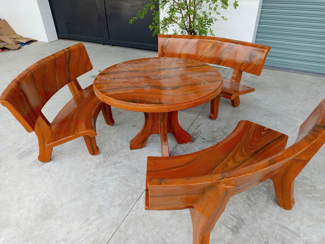 bàn đá xi măng giả gỗ